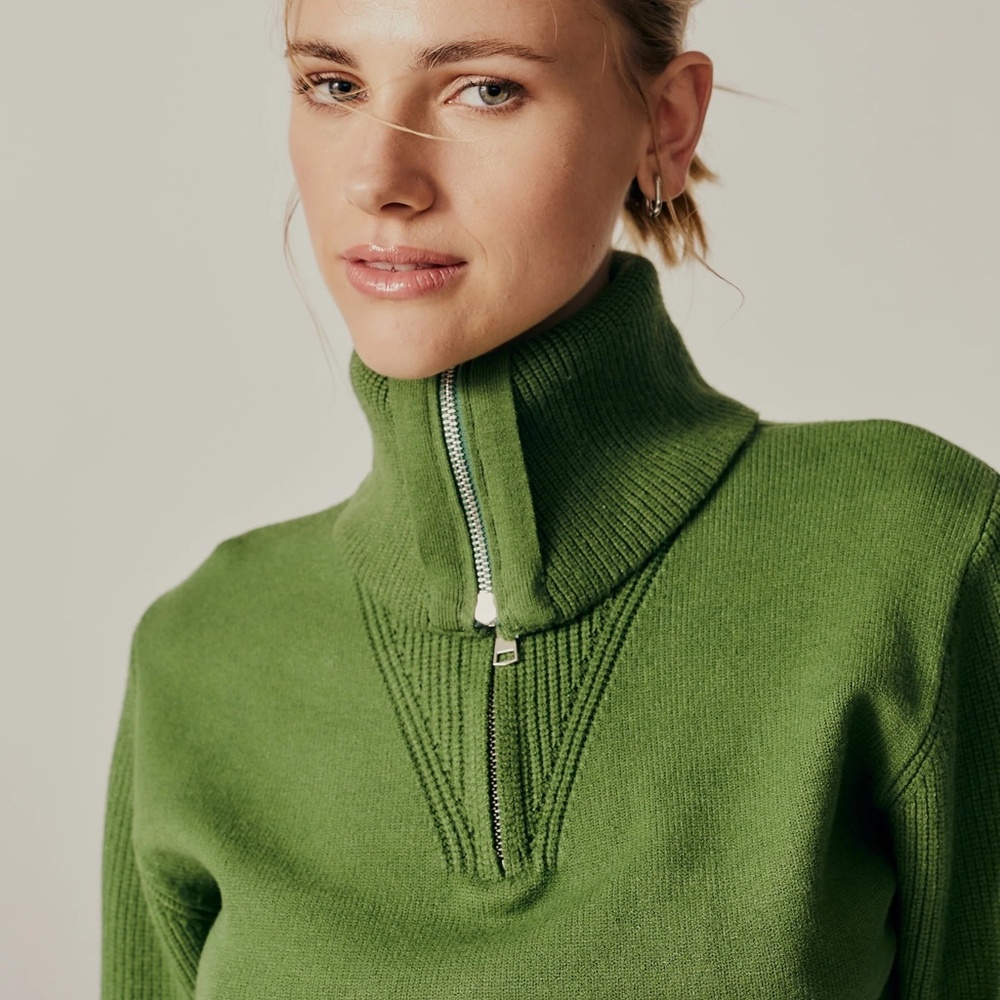 DELUC LOBELIA TURTLENECK SWEATER